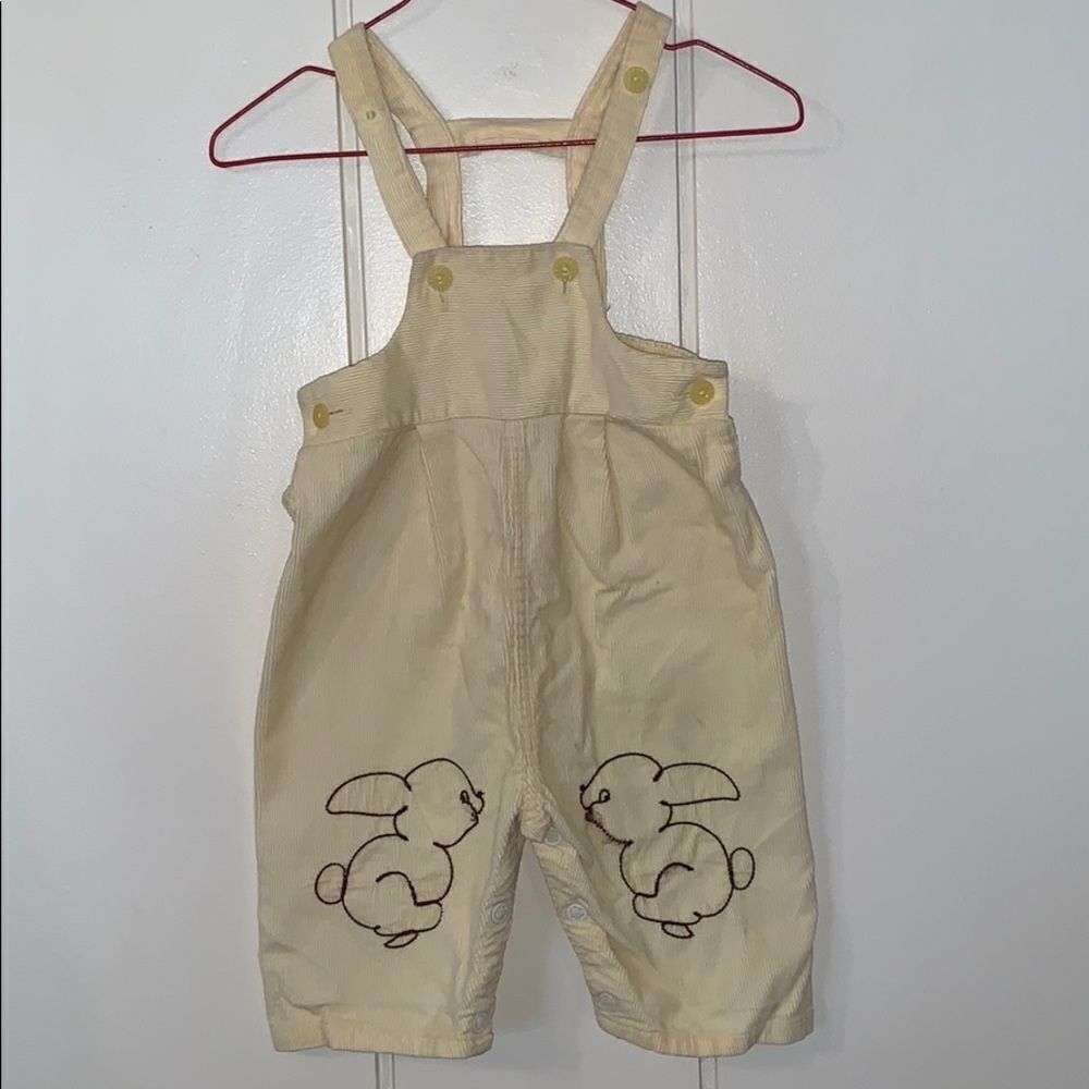 Vtg embroidered bunnies yellow corduroy overalls